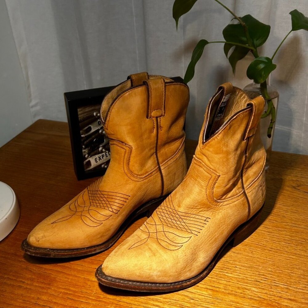 Frye short Billy western cowboy boots